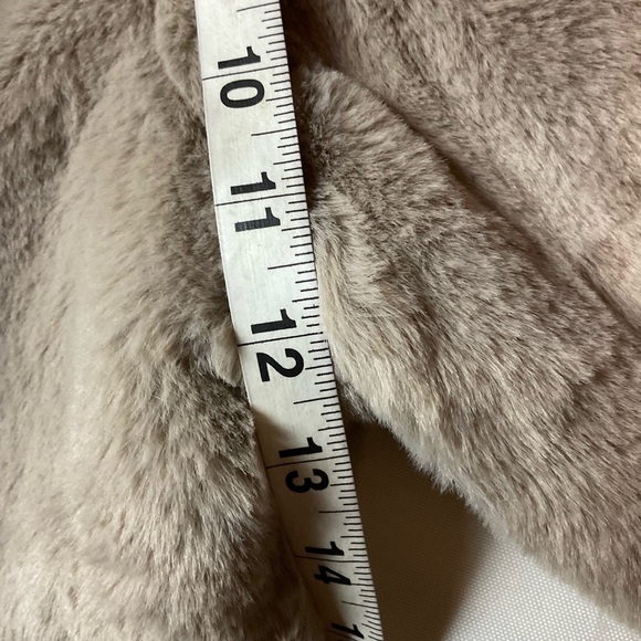 Cozy Tan Teddy Jacket for Women - Picture 10 of 12